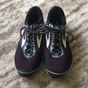 Brooks Ghost 10 Running Shoe